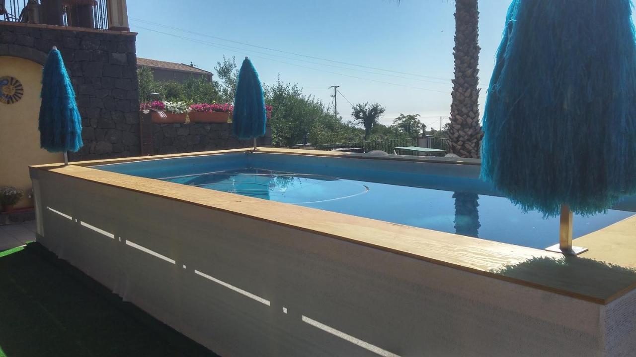 La Casa Del Melograno Bed & Breakfast Santa Venerina Dış mekan fotoğraf