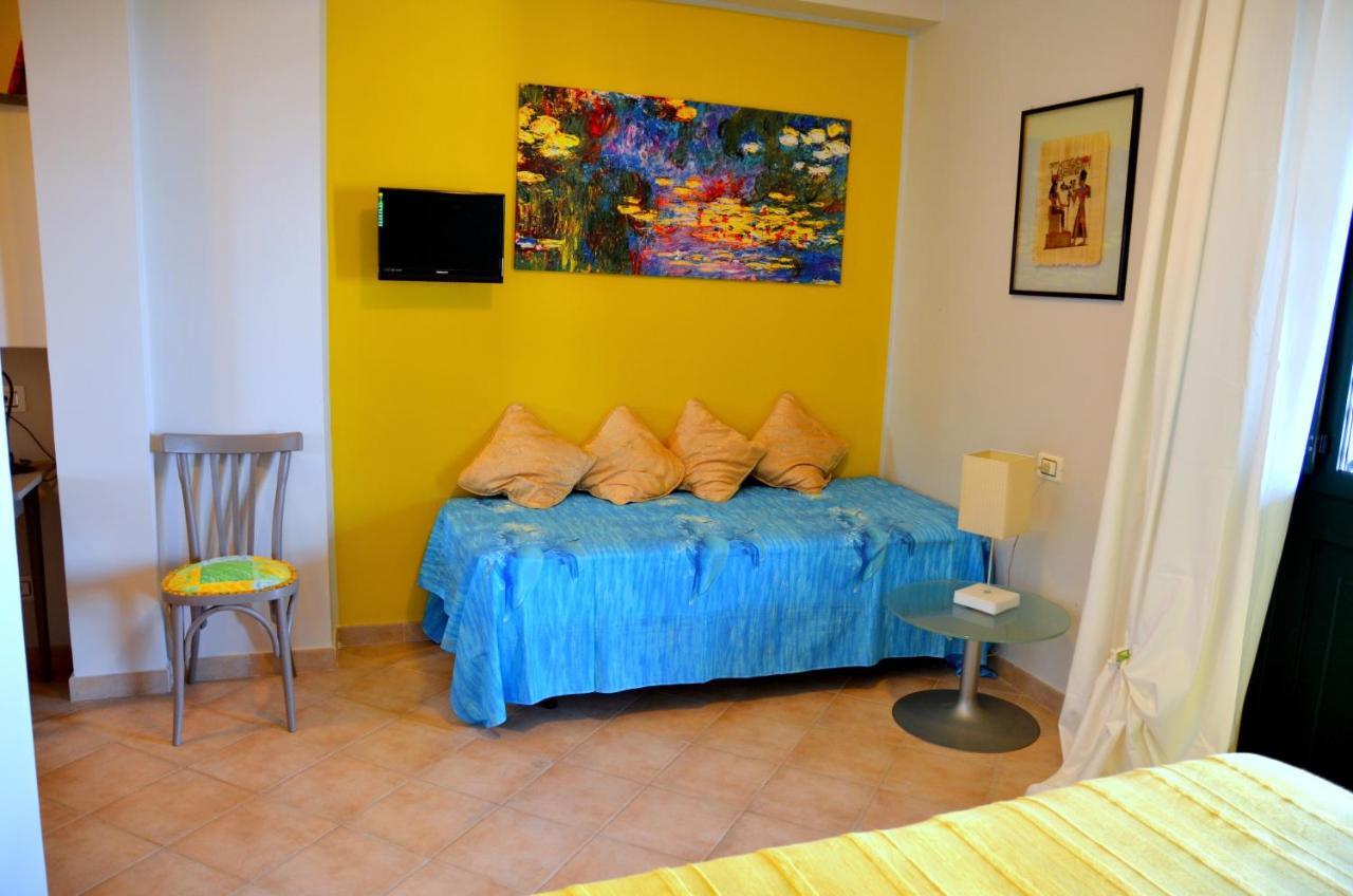 La Casa Del Melograno Bed & Breakfast Santa Venerina Dış mekan fotoğraf